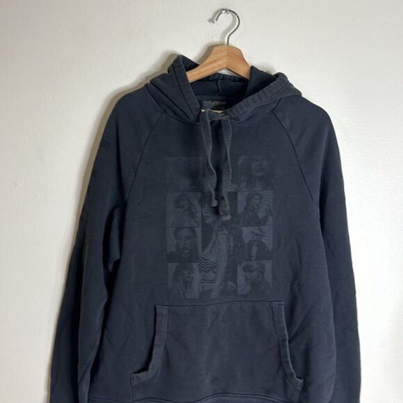 Taylor Swift Black Eras Tour Hoodie Sweatshirt pullover size medium oversized - Picture 4 of 12